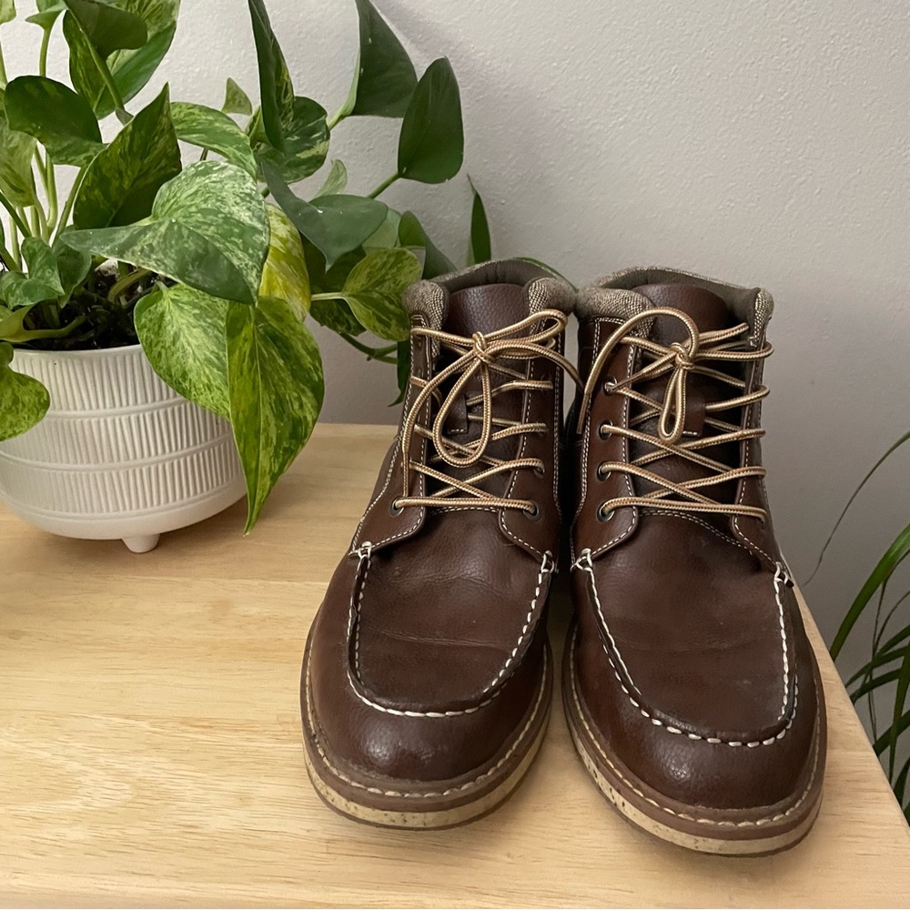 Flex Step “Larry” Chukka Boots 🥾